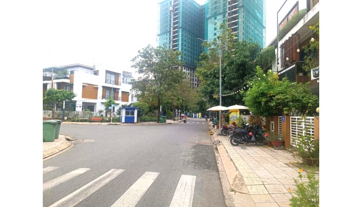 Bán Nhà Mặt Tiền Ô Tô Tránh 132m2_5x26m 3 Tầng Tô Ngọc Vân Tam Phú Thủ Đức Chỉ 12 tỷ